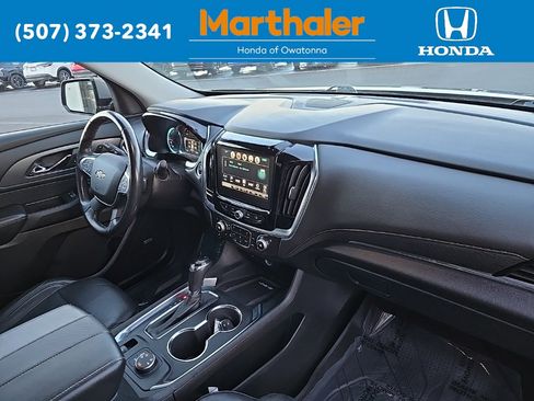 Used 2018 Chevrolet Traverse Premier image 21