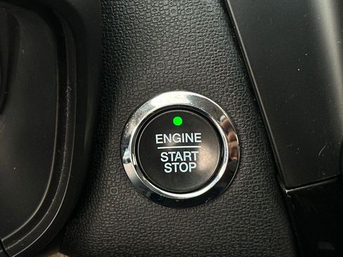 Used 2021 Ford EcoSport Titanium image 24