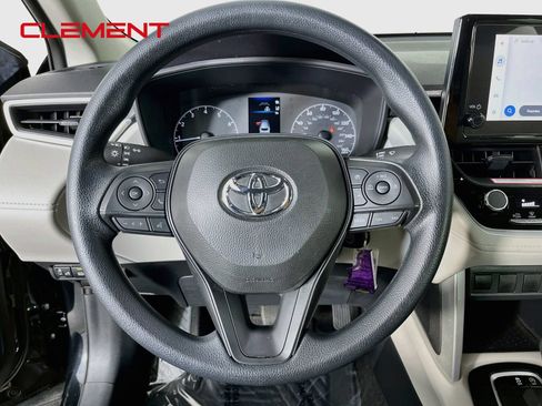 Used 2024 Toyota Corolla Cross L FWD image 13