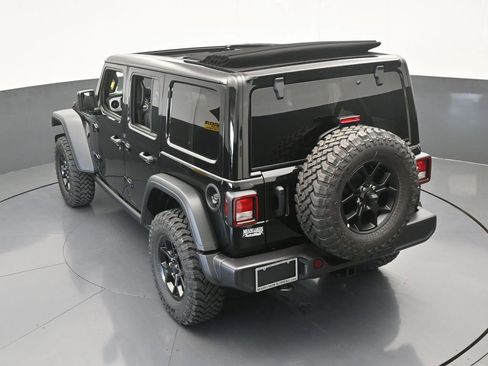 Used 2025 Jeep Wrangler Unlimited Sport AWD/4WD image 45