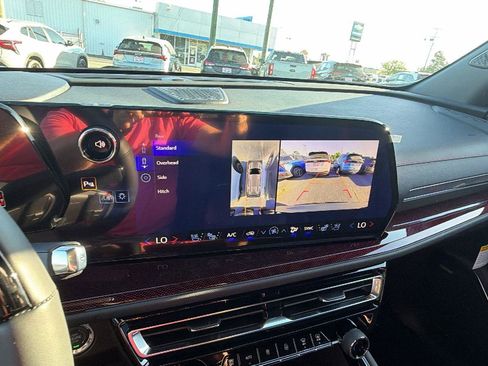 New 2026 Chevrolet Traverse LT image 26