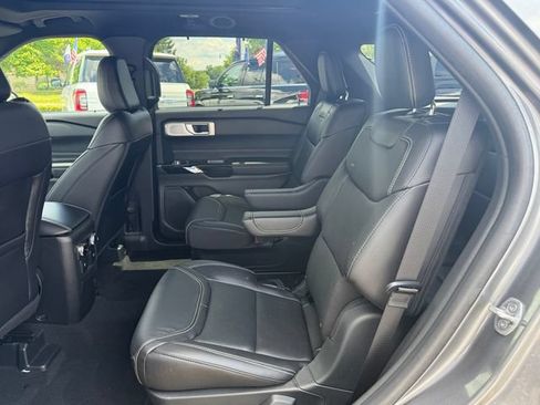 Certified 2023 Ford Explorer ST w/ Equipment Group 401A AWD/4WD image 9