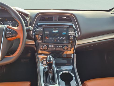 Used 2020 Nissan Maxima Platinum w/ Reserve Package image 17