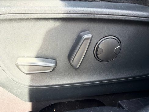 Used 2020 Ford Escape SEL FWD image 15