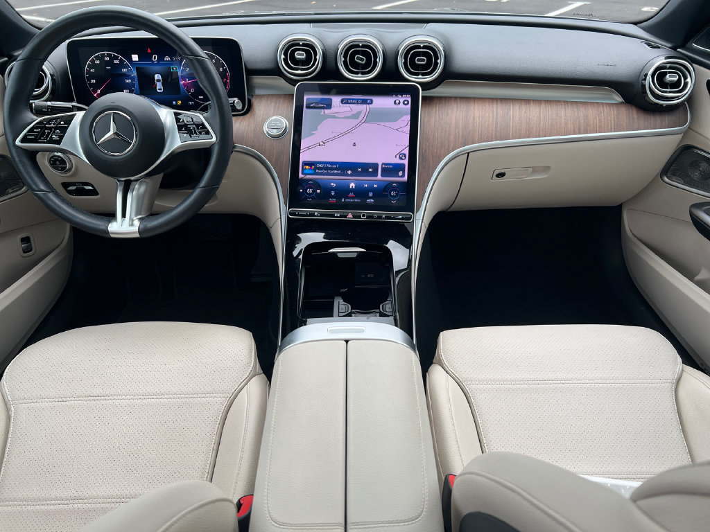 Used 2023 Mercedes-Benz C 300 Sedan w/ Exclusive Trim Package image 7