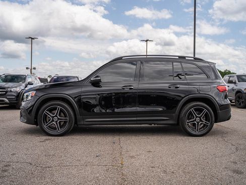 Used 2021 Mercedes-Benz GLB 250 4MATIC w/ AMG Line image 4