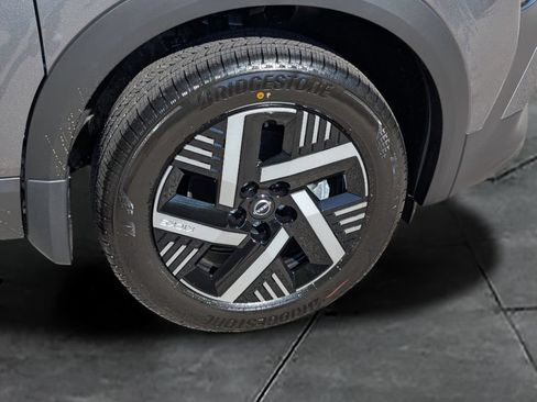New 2026 Nissan Kicks SV w/ Cold Weather Package FWD image 11