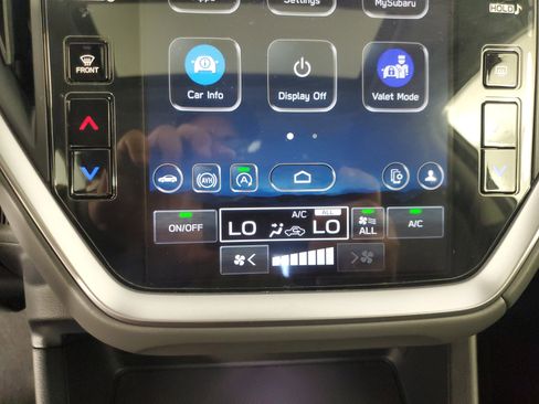 Used 2024 Subaru Crosstrek 2.0i Premium image 20