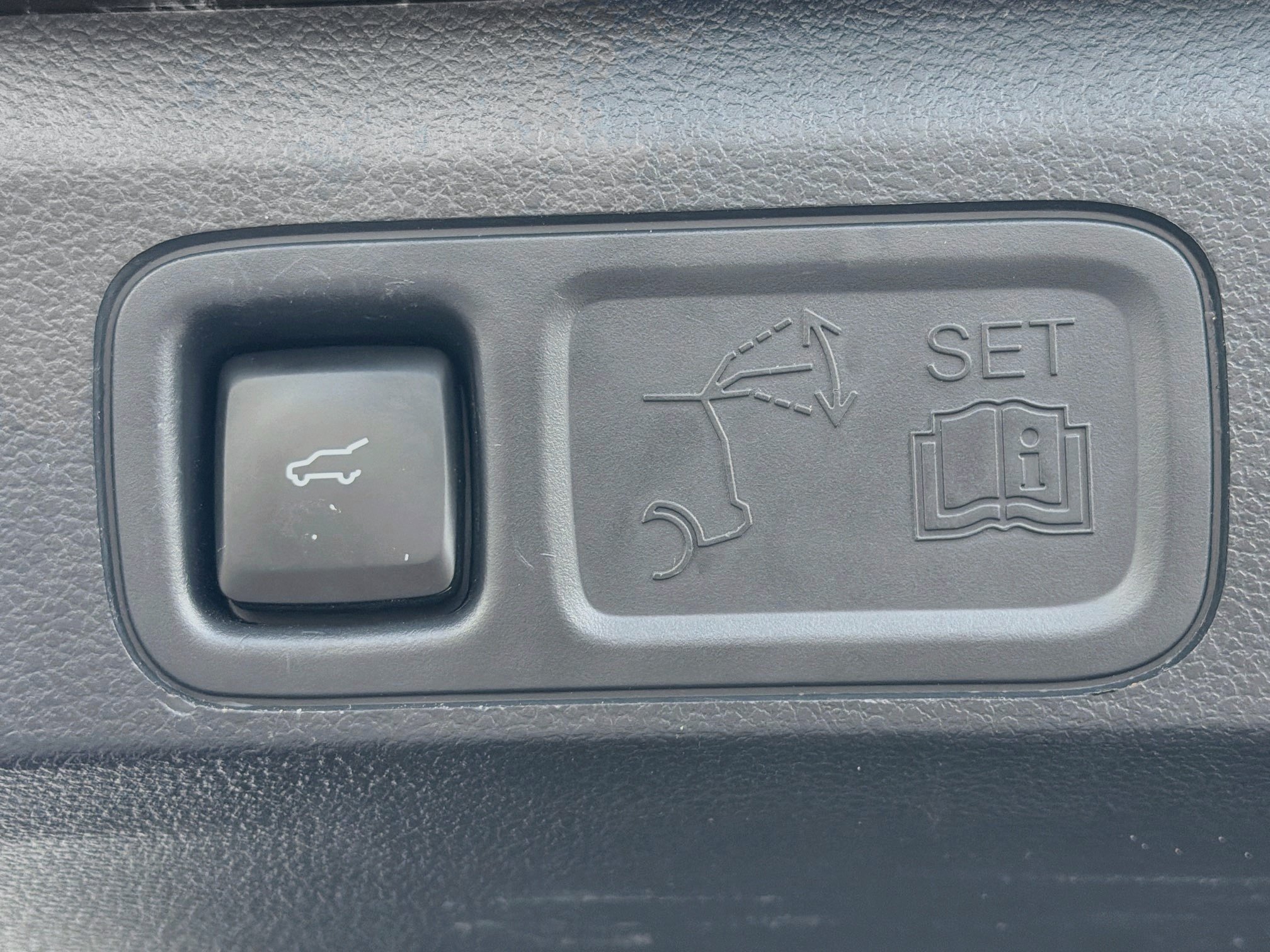 Used 2024 Ford Expedition Max XLT AWD/4WD image 14