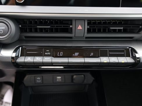 New 2026 Toyota Prius LE image 19