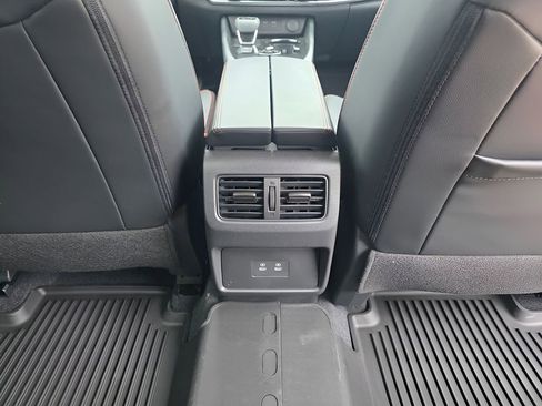 New 2026 Nissan Rogue SV AWD/4WD image 12