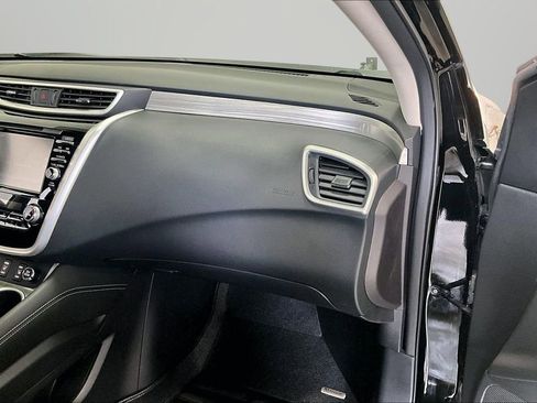 Used 2016 Nissan Murano SV AWD/4WD image 25