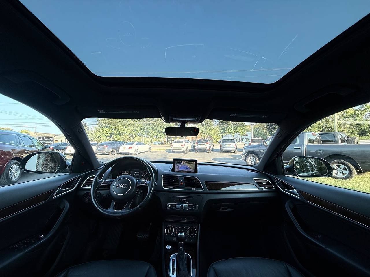 Used 2017 Audi Q3 2.0T Premium Plus w/ Premium Plus Package FWD image 25