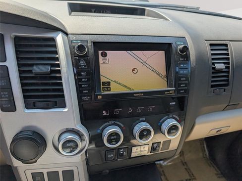 Used 2008 Toyota Sequoia Limited RWD image 30