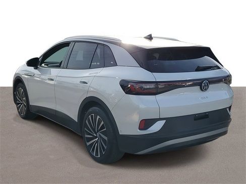 Certified 2023 Volkswagen ID.4 Pro S Plus image 3
