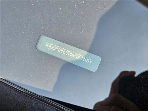 Used 2017 Mercedes-Benz GLS 450 4MATIC image 30