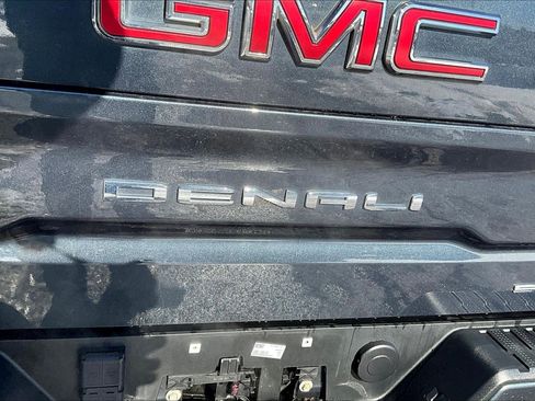Used 2021 GMC Sierra 1500 Denali w/ Technology Package image 16