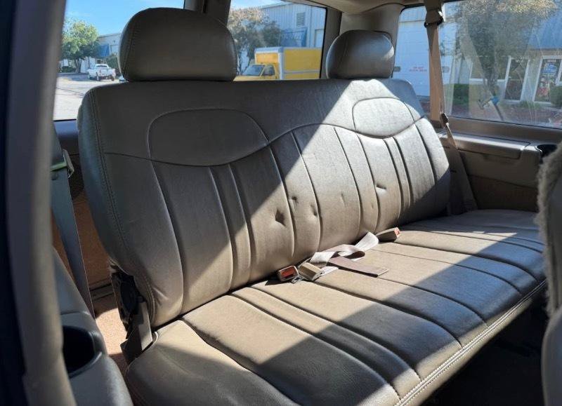 Used 1999 Chevrolet Astro Passenger RWD image 8