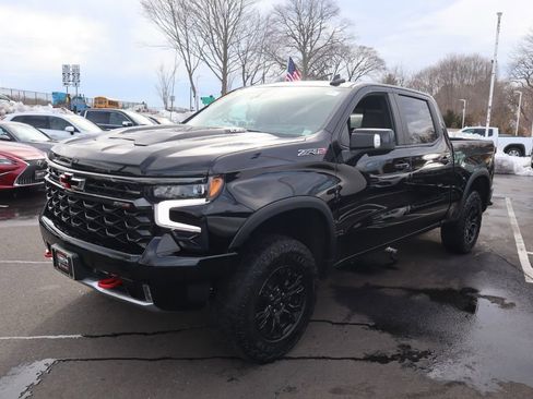 Used 2023 Chevrolet Silverado 1500 ZR2 w/ Technology Package image 5