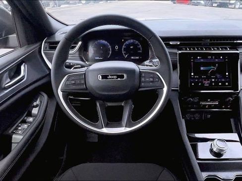 New 2026 Jeep Grand Cherokee L Laredo AWD/4WD image 16