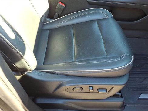 Used 2021 GMC Yukon SLT image 15