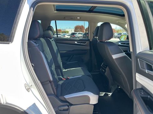 New 2026 Volkswagen Atlas Peak Edition AWD/4WD image 47