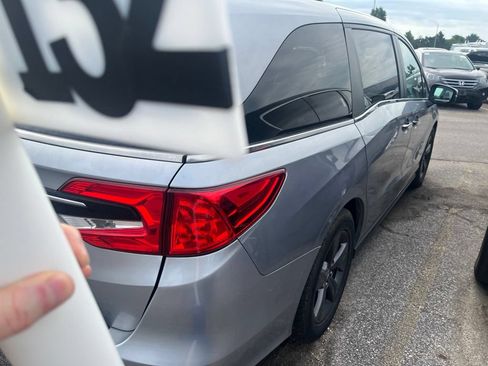 Used 2023 Honda Odyssey EX image 9