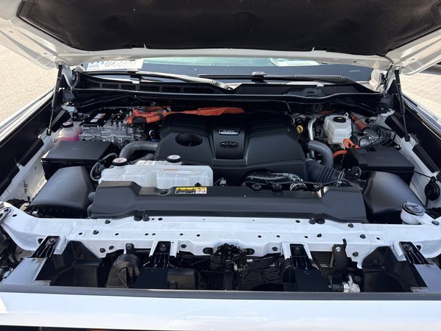 Used 2025 Toyota Tundra TRD Pro AWD/4WD image 42