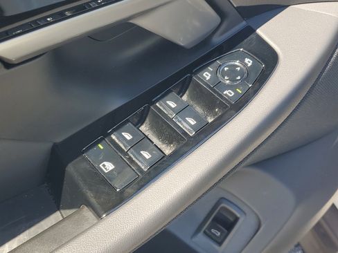 Used 2026 BMW 530i xDrive 530i xDrive image 11