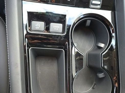 Certified 2025 Nissan Murano SV image 19