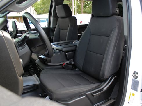 Used 2024 Chevrolet Silverado 2500 W/T w/ WT Fleet Convenience Package image 18