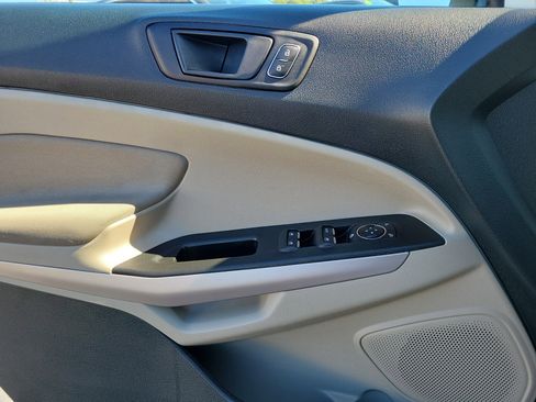 Used 2021 Ford EcoSport S image 19