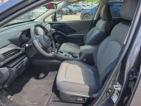 Used 2024 Subaru Crosstrek 2.0i Premium AWD/4WD image 9