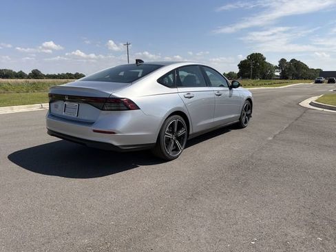 New 2026 Honda Accord SE image 5