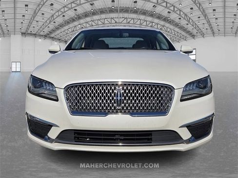 Used 2017 Lincoln MKZ Reserve image 2