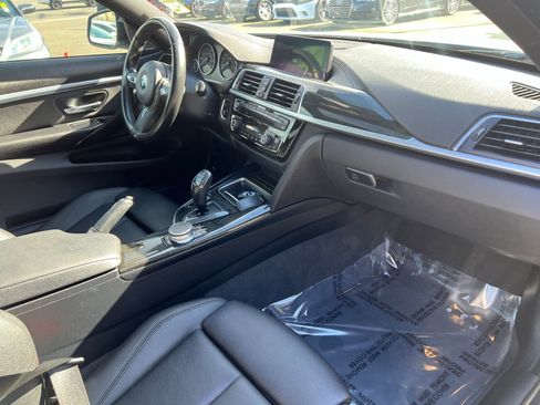 Used 2019 BMW 440i Coupe w/ M Sport Package image 33