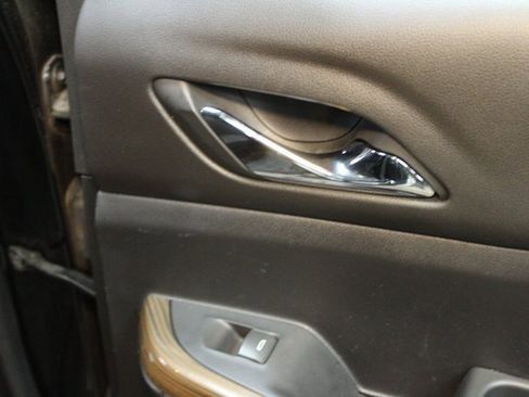 Used 2019 GMC Acadia SLE image 13