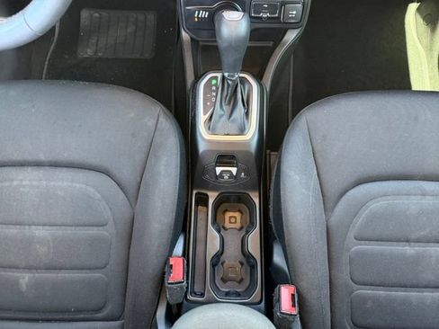 Used 2018 Jeep Renegade Latitude w/ Popular Equipment Group AWD/4WD image 25