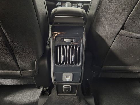 Certified 2025 Jeep Compass Limited image 27