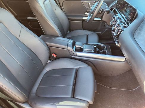 Used 2023 Mercedes-Benz GLA 250 4MATIC image 13