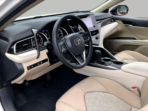Used 2024 Toyota Camry LE FWD image 28