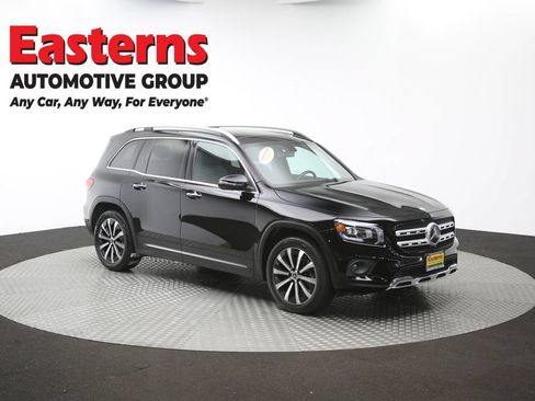 Used 2022 Mercedes-Benz GLB 250 4MATIC w/ Premium Package Lite image 49