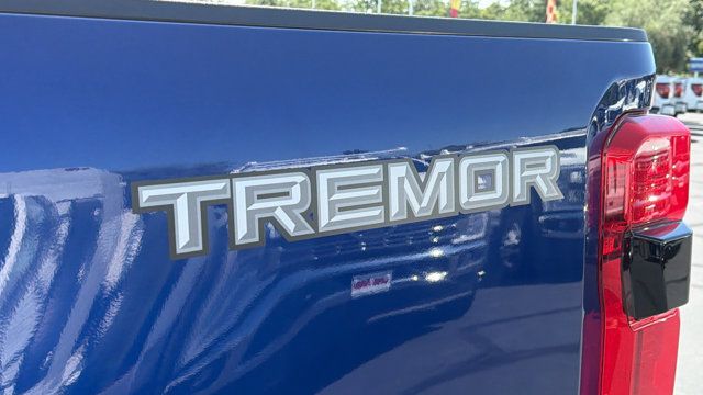 New 2026 Ford F350 Lariat w/ Tremor Off-Road Package AWD/4WD image 13