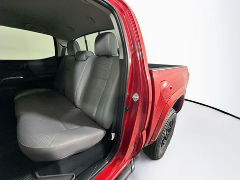 Used 2022 Toyota Tacoma SR5 RWD image 25