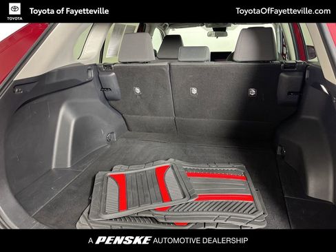 Used 2023 Toyota RAV4 XLE AWD/4WD image 9