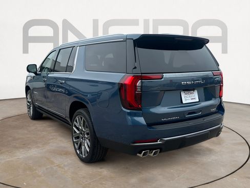 Used 2025 GMC Yukon XL Denali Ultimate AWD/4WD image 8