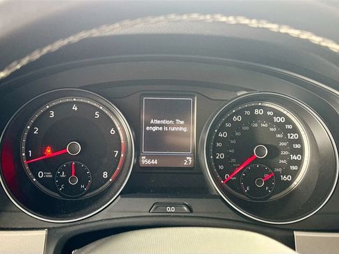 Used 2021 Volkswagen Atlas SE w/ Towing Package AWD/4WD image 14