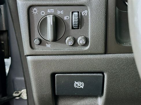 Used 2009 Chevrolet Colorado LT w/ Power Convenience Package AWD/4WD image 16