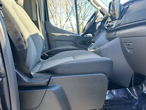 Used 2024 Ford Transit 350 XLT image 16