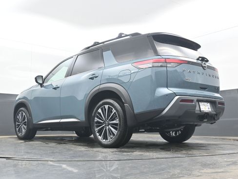 New 2026 Nissan Pathfinder Platinum AWD/4WD image 30